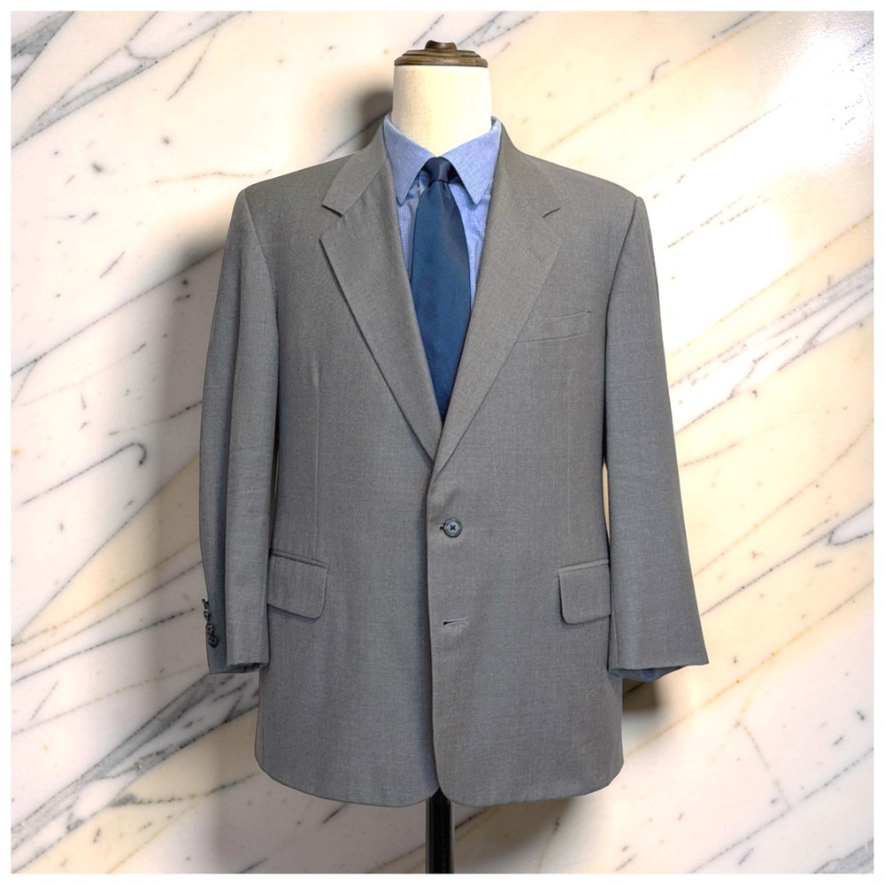 Tom James Royal Classic Gray Suit | 2-Piece | Hand Tailored | Executive Business